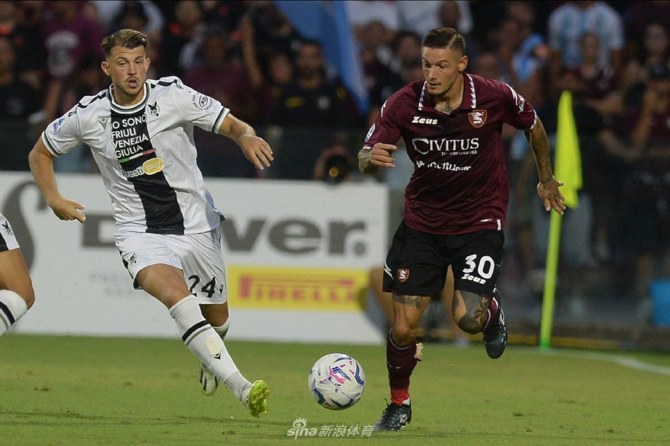 乒联公布第34周世界排名：张本智和重返前三，林诗栋孙颖莎蝉联第一